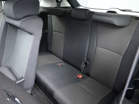 Used 2021 Toyota Highlander LE image 13