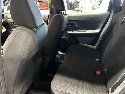 New 2025 Nissan Kicks S image 17