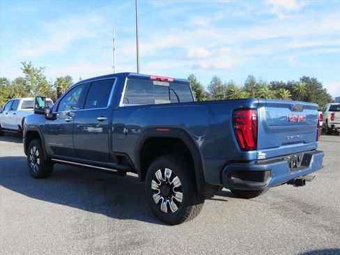 New 2026 GMC Sierra 2500 Denali w/ Denali Reserve Package image 4