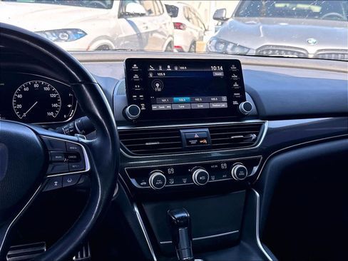 Used 2019 Honda Accord Sport image 12