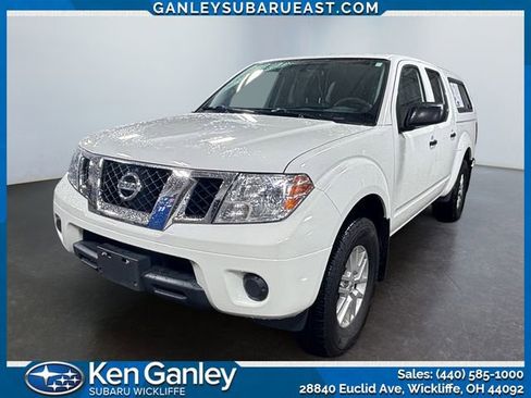 Used 2021 Nissan Frontier SV image 1