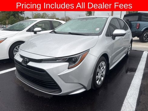 Used 2025 Toyota Corolla LE FWD image 1