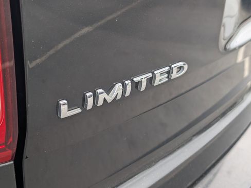 Used 2013 Ford Explorer Limited image 11