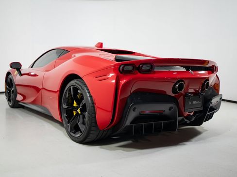Used 2023 Ferrari SF90 Stradale image 7