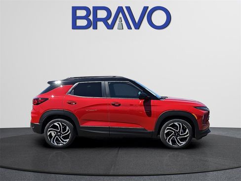 New 2026 Chevrolet TrailBlazer RS w/ Convenience Package image 3