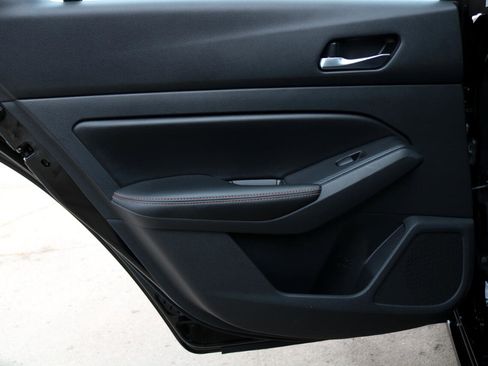 Used 2021 Nissan Altima 2.5 SR image 35