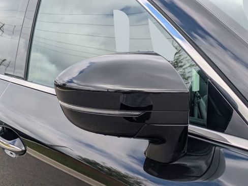 Certified 2025 INFINITI QX60 Pure FWD image 10