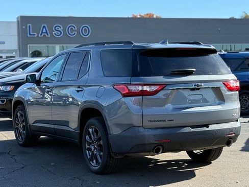 Used 2021 Chevrolet Traverse RS image 43