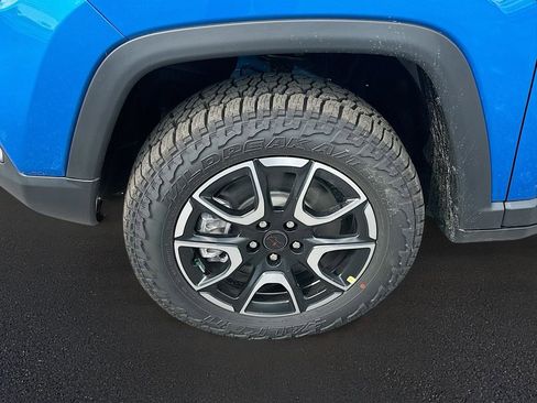 New 2026 Jeep Compass Trailhawk image 32