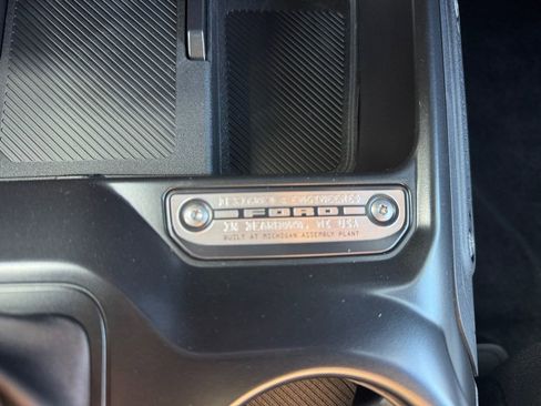 New 2025 Ford Bronco Outer Banks image 36