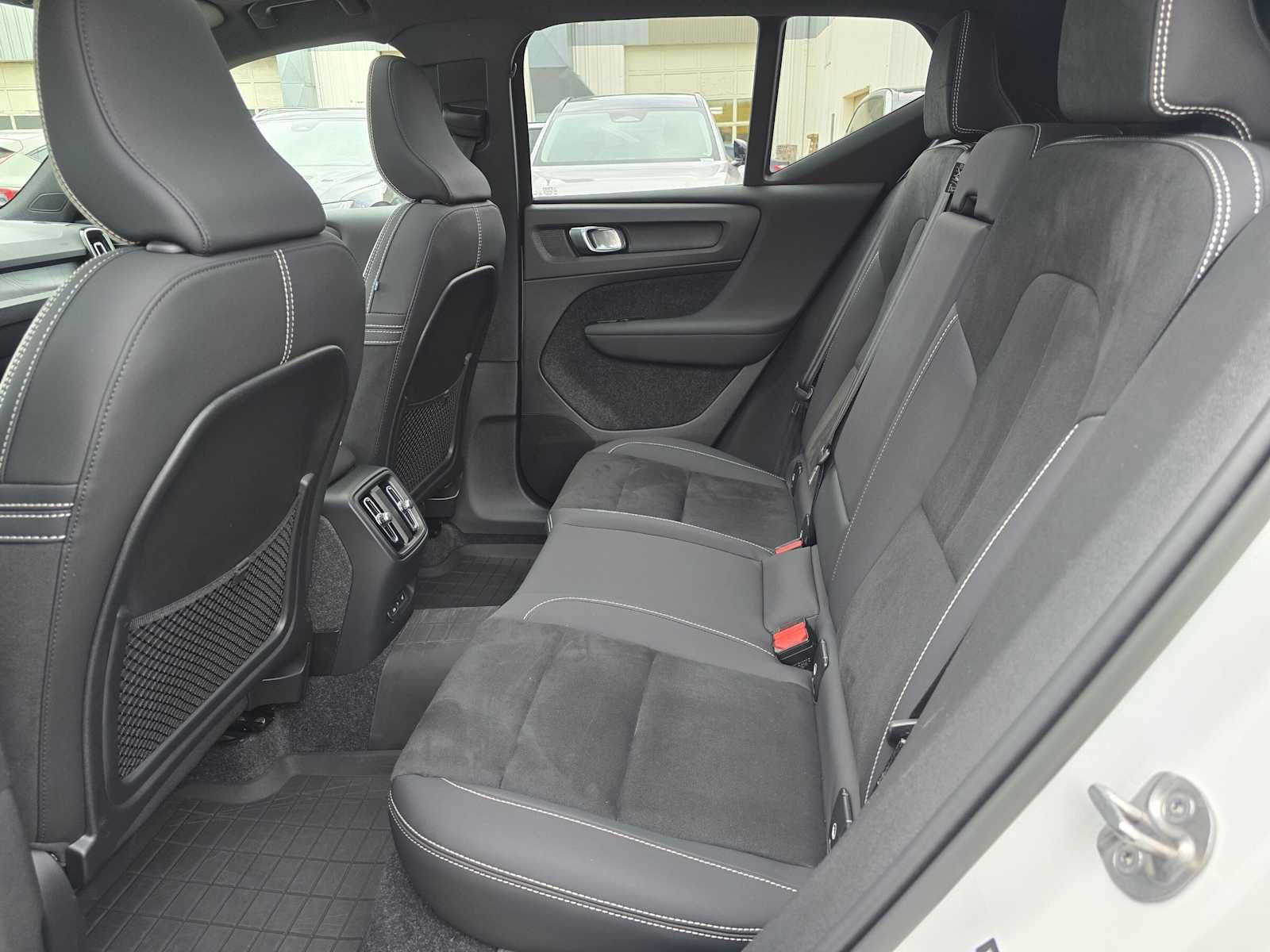 Certified 2023 Volvo XC40 Recharge Ultimate w/ Protection Package Premier AWD/4WD image 16