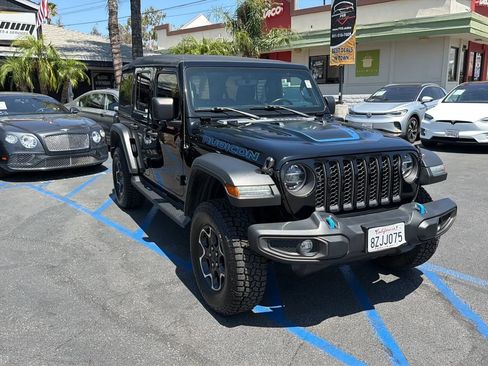 Used 2021 Jeep Wrangler Unlimited Rubicon 4xe AWD/4WD image 1