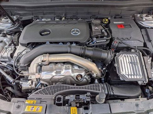 New 2026 Mercedes-Benz GLB 250 4MATIC image 18