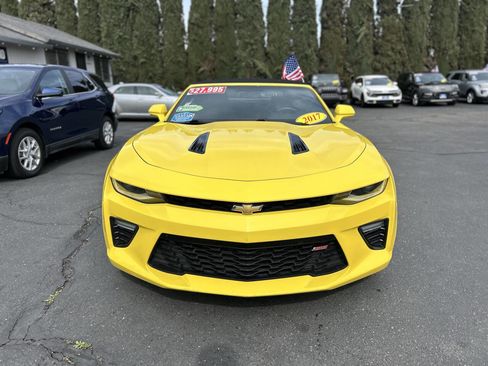 Used 2017 Chevrolet Camaro SS image 3