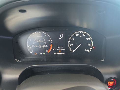 Used 2024 Honda HR-V LX image 13