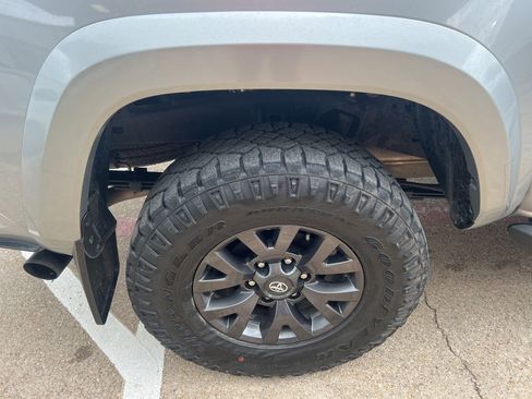 Used 2023 Toyota Tacoma SR5 w/ Technology Package AWD/4WD image 19