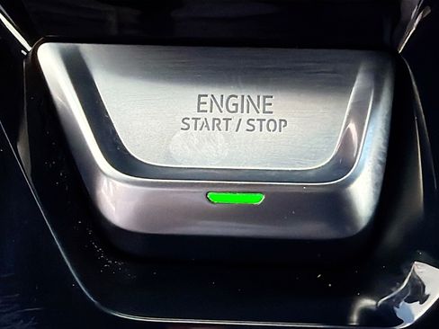 Used 2024 GMC Sierra 1500 AT4 w/ AT4 Preferred Package AWD/4WD image 37