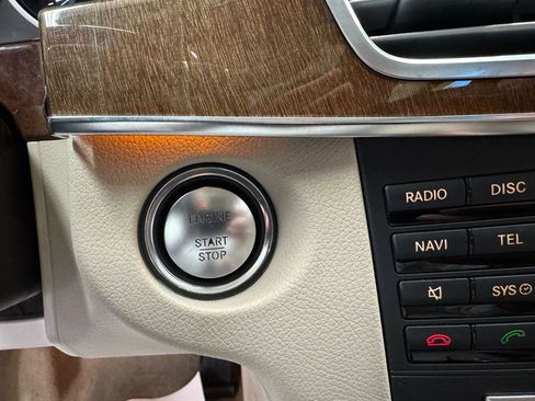 Used 2014 Mercedes-Benz E 350 4MATIC Wagon image 15