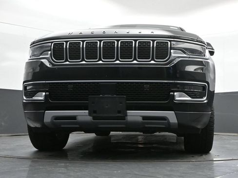 Used 2022 Jeep Wagoneer Series II AWD/4WD image 42