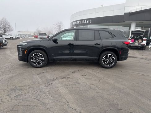 New 2026 Buick Enclave Sport Touring w/ Power Package image 7