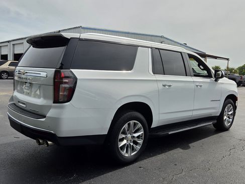 Certified 2023 Chevrolet Suburban Premier AWD/4WD image 5