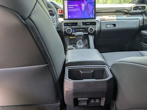 Used 2025 Toyota Tacoma TRD Off-Road w/ TRD Off Road Premium Package AWD/4WD image 29
