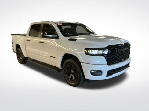 Certified 2025 RAM 1500 Big Horn AWD/4WD image 8