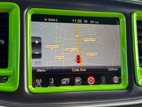 Used 2015 Dodge Challenger R/T Plus image 40