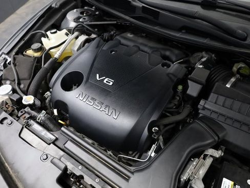 Used 2016 Nissan Maxima Platinum image 8