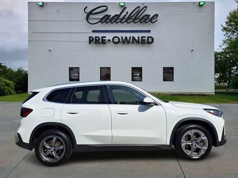 Used 2023 BMW X1 xDrive28i image 2