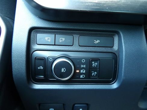 Used 2024 Ford F250 Lariat w/ Chrome Package AWD/4WD image 28