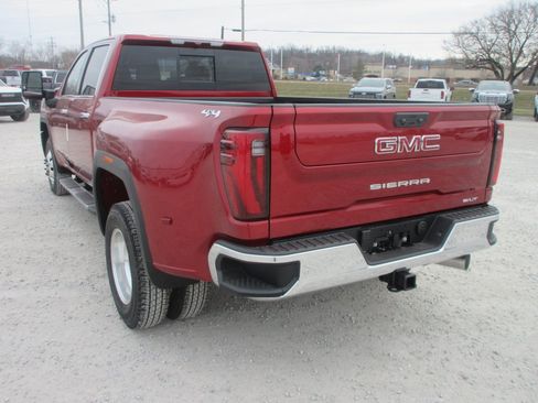 New 2026 GMC Sierra 3500 SLT w/ SLT Premium Package image 9