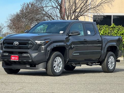 New 2026 Toyota Tacoma SR5 image 2