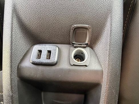 Used 2016 Chevrolet Colorado Z71 RWD image 18