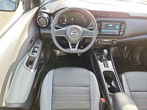 Certified 2024 Nissan Kicks SR w/ SR Premium Package image 11
