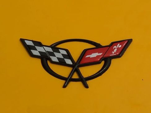 Used 2001 Chevrolet Corvette Z06 w/ Memory Pkg RWD image 13