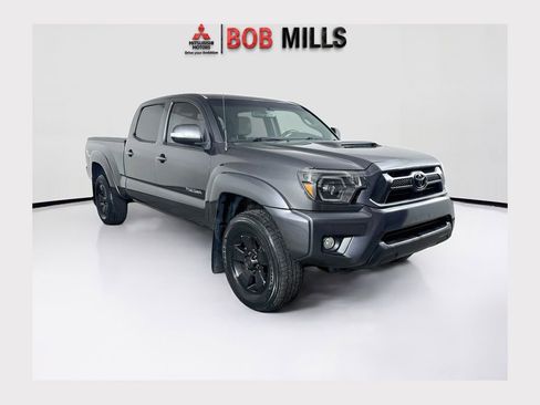 Used 2012 Toyota Tacoma 4x4 Double Cab w/ TRD Sport Pkg image 1