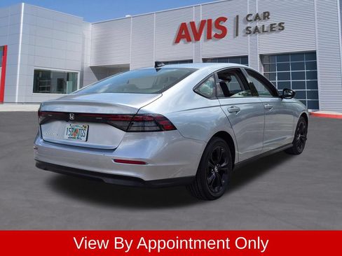 Used 2025 Honda Accord SE image 6