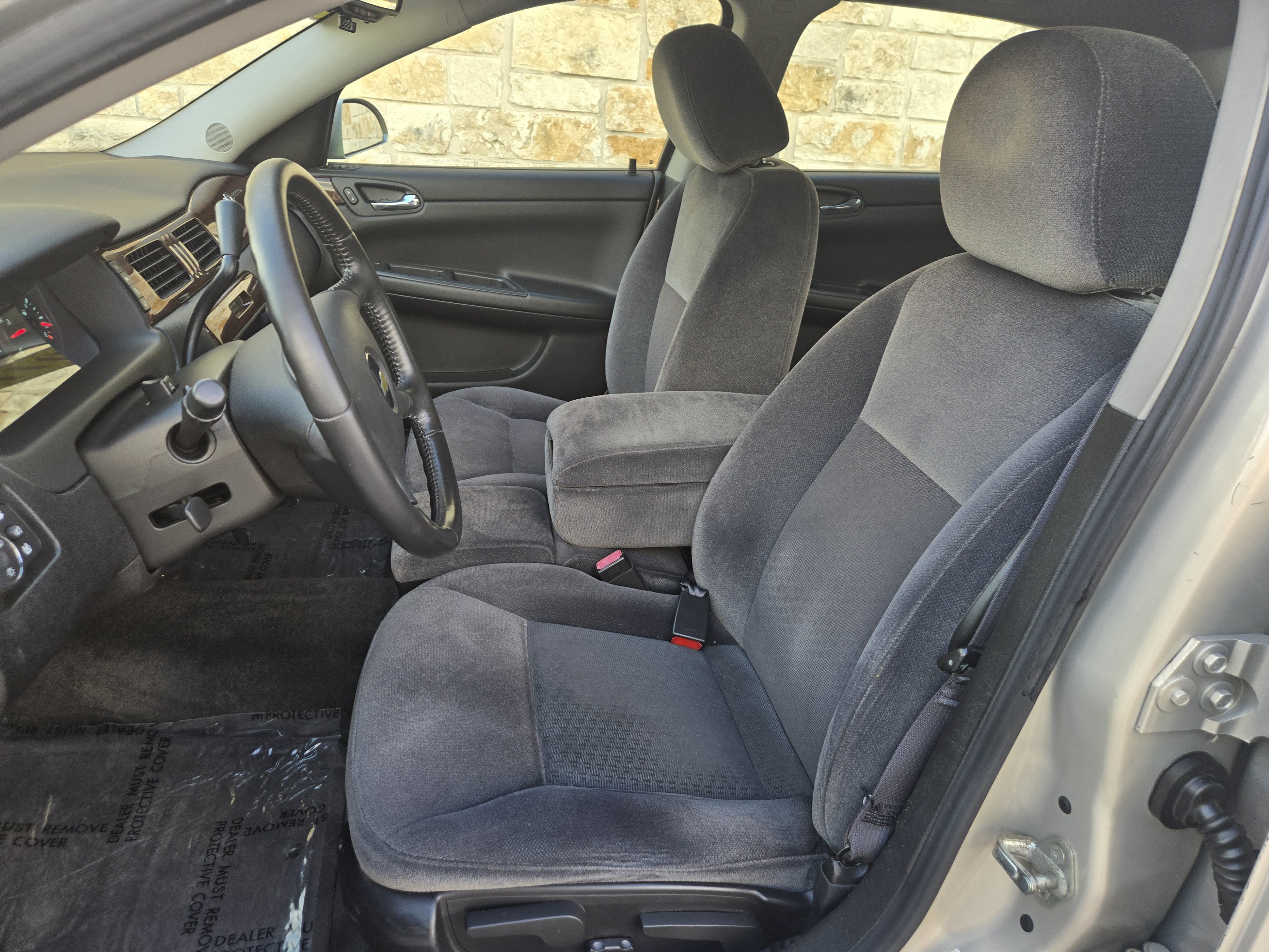 Used 2011 Chevrolet Impala LS FWD image 5