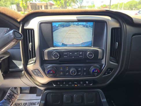 Used 2018 GMC Sierra 3500 Denali w/ Duramax Plus Package AWD/4WD image 19