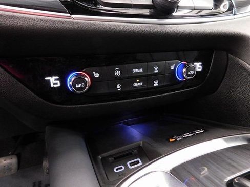 Used 2022 Buick Enclave Essence w/ Sport Touring Edition image 50