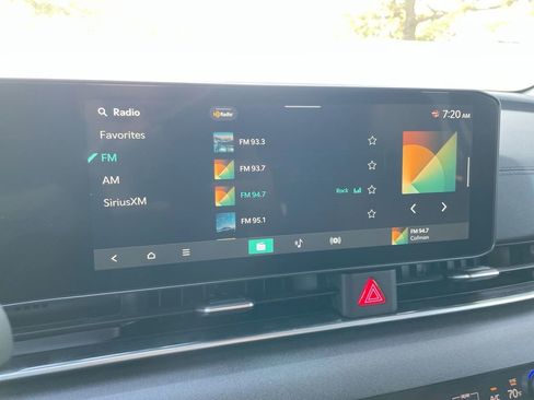 New 2026 Kia Carnival EX image 43