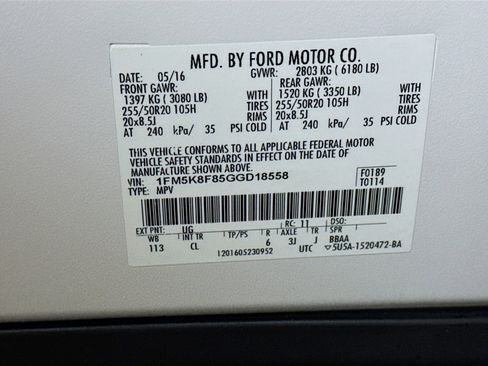 Used 2016 Ford Explorer Limited w/ Equipment Group 301A AWD/4WD image 31
