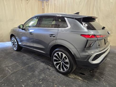 New 2026 Audi Q3 quattro 2.0T AWD/4WD image 8