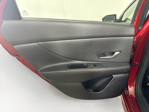 Used 2024 Hyundai Elantra SEL image 26