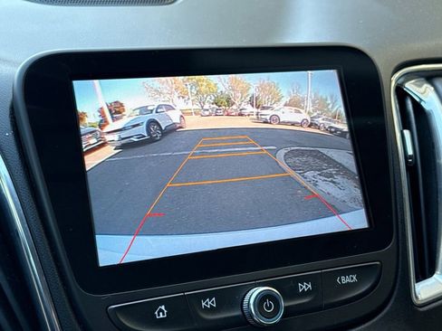 Used 2017 Chevrolet Malibu Premier w/ Premier Sun and Wheel Package image 16