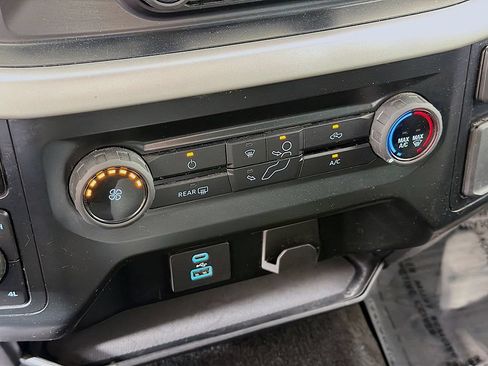 Used 2022 Ford F150 XLT w/ XTR Package AWD/4WD image 35