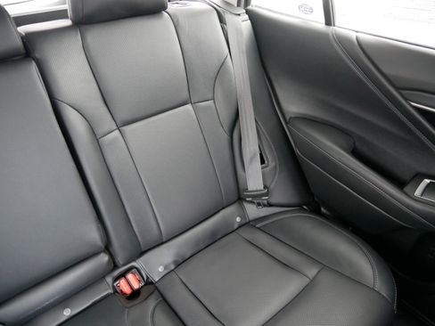 Used 2022 Subaru Outback Limited image 14