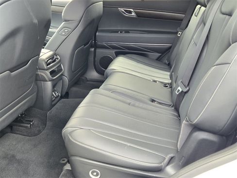 Used 2024 Genesis GV80 2.5T image 11