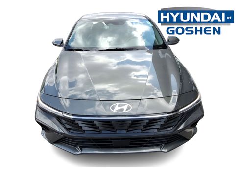 Used 2025 Hyundai Elantra SEL FWD image 2